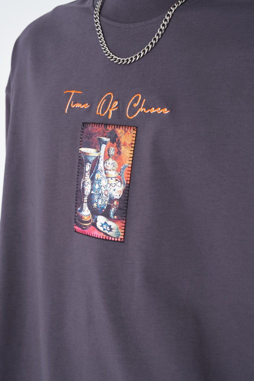Time Of Chaos Vase Graphic Oversize Cotton Tee
