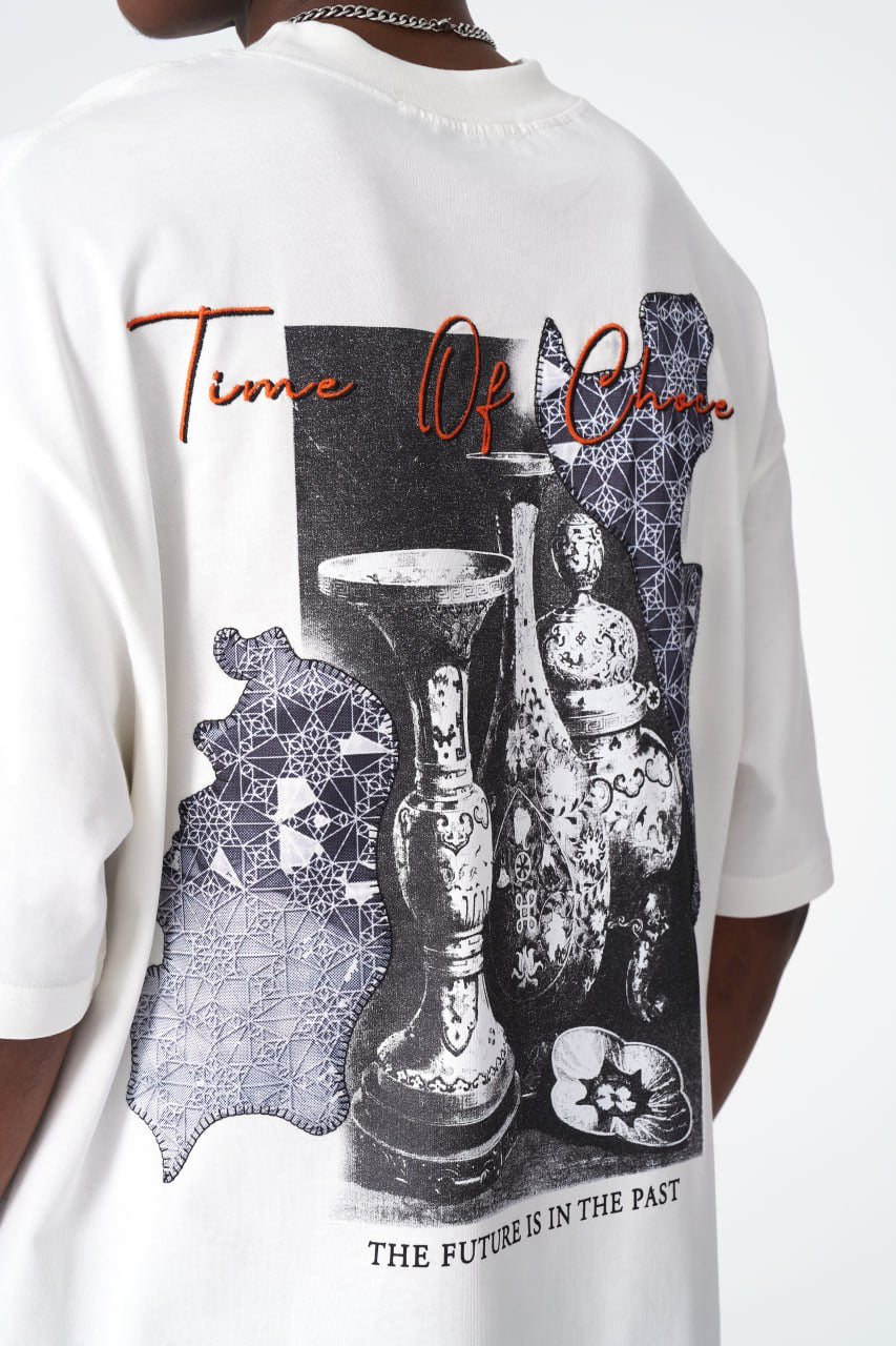 Time Of Chaos Vase Graphic Oversize Cotton Tee