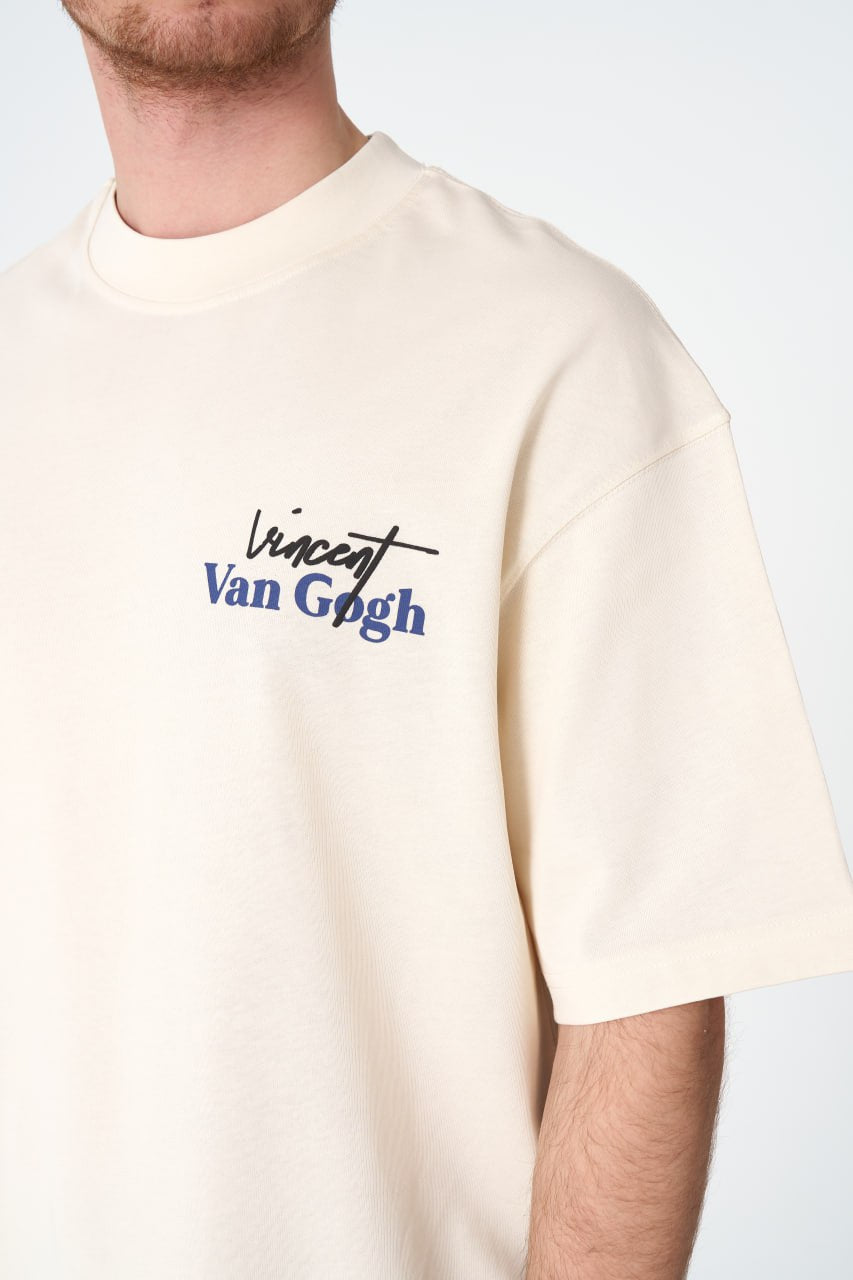 Oversize Cotton Tee / Vincent Van Gogh Artist Name & Art Print