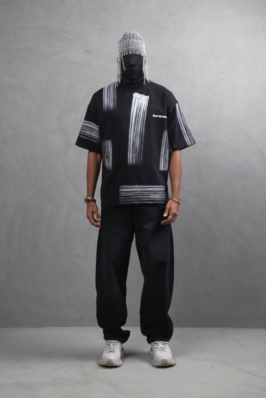 Oversize Graphic Cotton Tee - Abstract Vertical Stroke Print