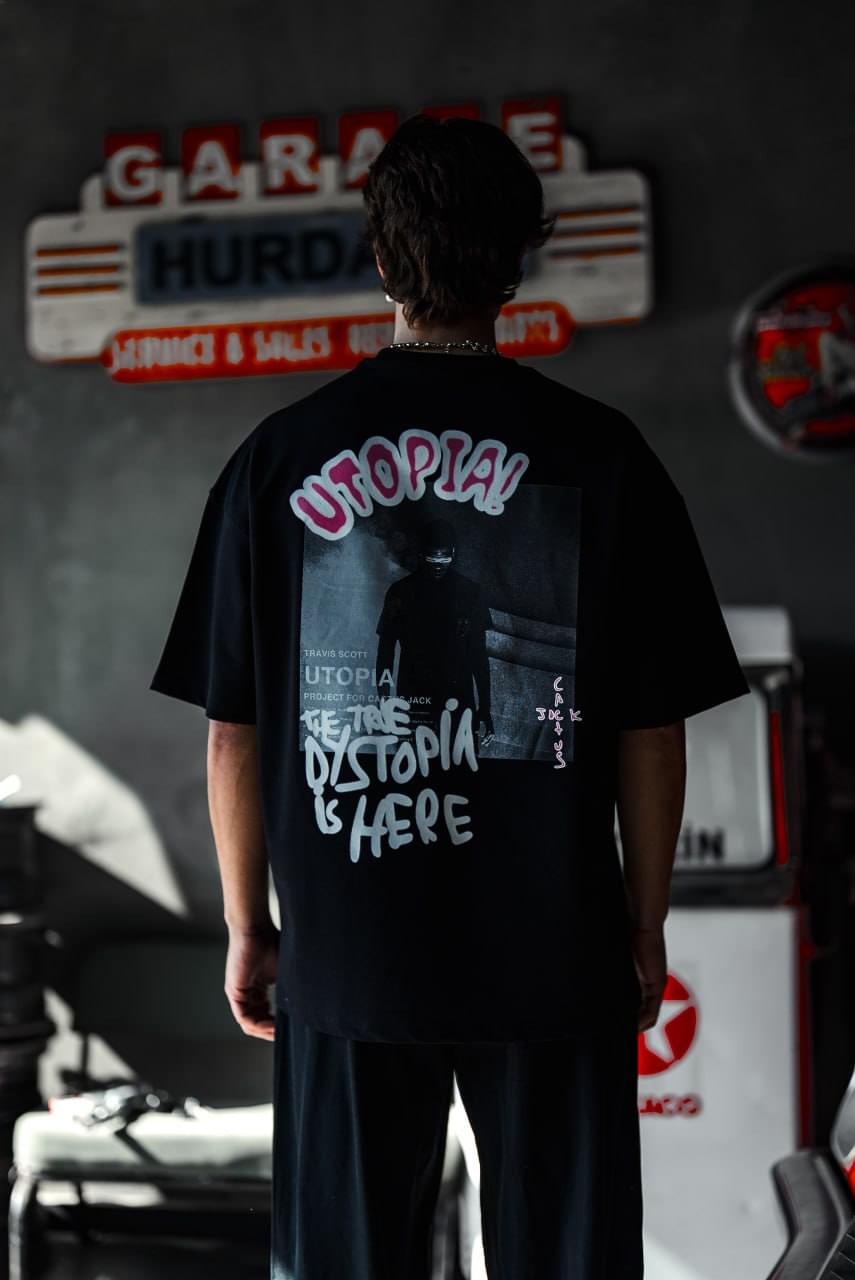 Oversize Graphic Cotton Tee – Travis Scott Utopia Dystopia Print.