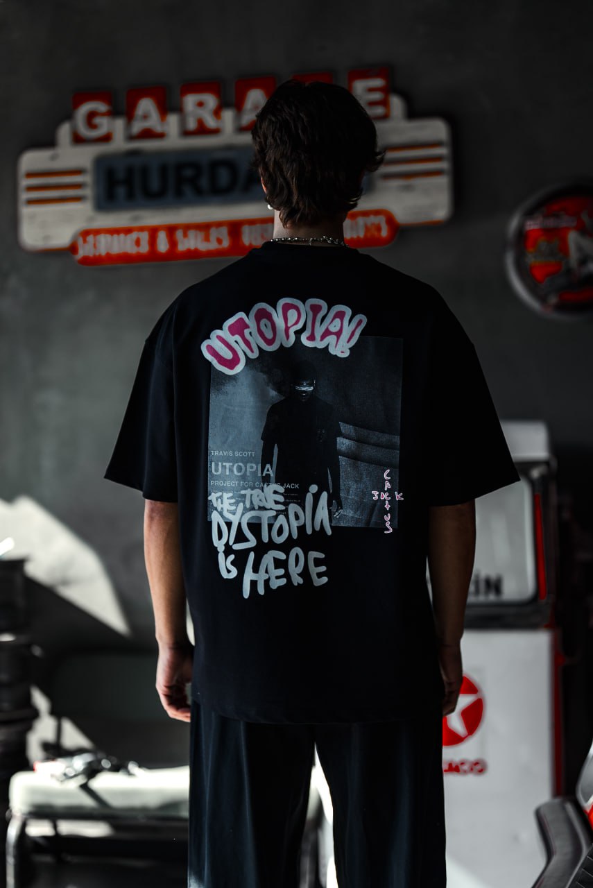 Oversize Graphic Cotton Tee – Travis Scott Utopia Dystopia Print