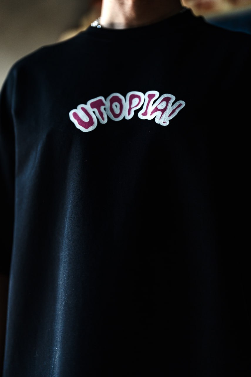 Oversize Graphic Cotton Tee – Travis Scott Utopia Dystopia Print