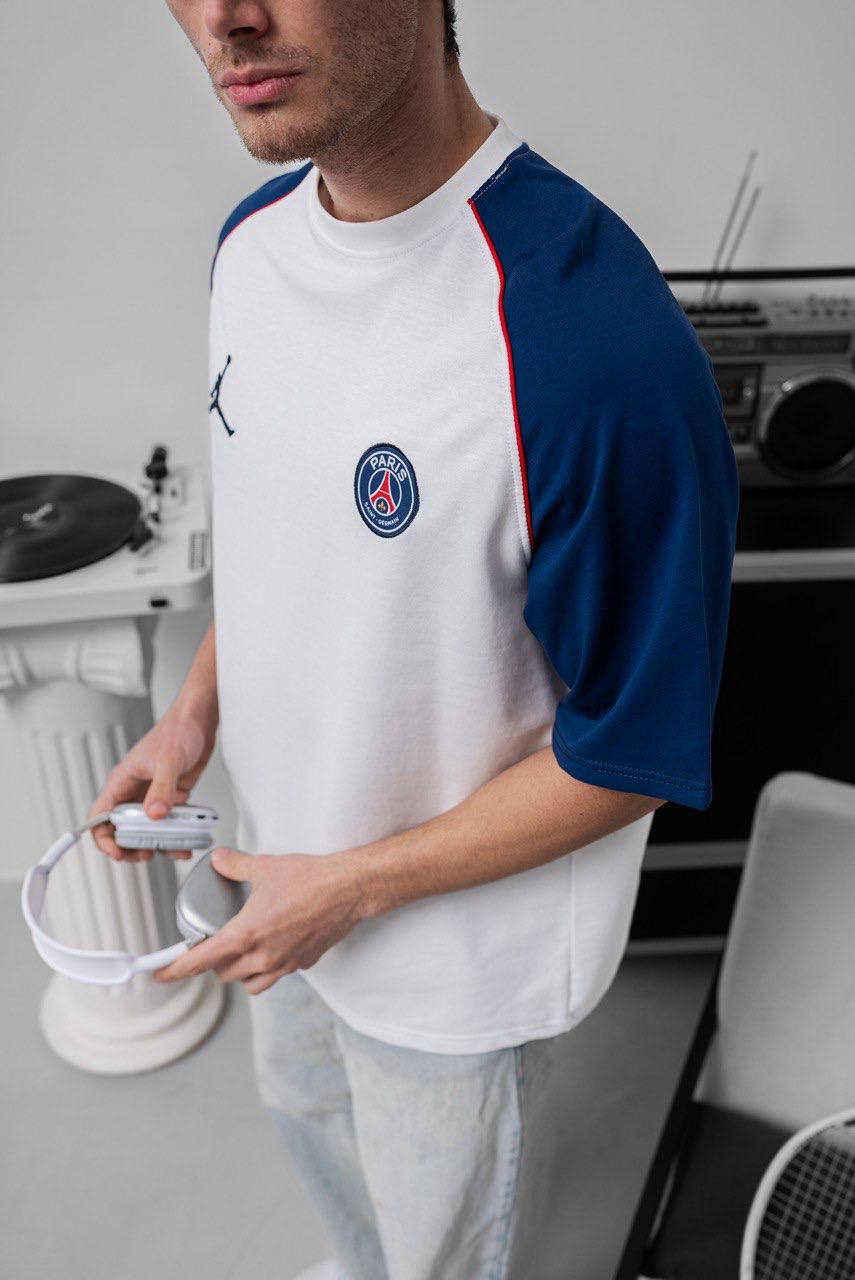 Paris Saint-Germain Official Jersey