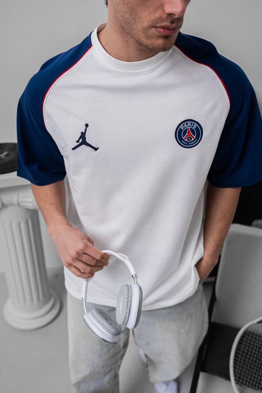 Paris Saint-Germain Official Jersey