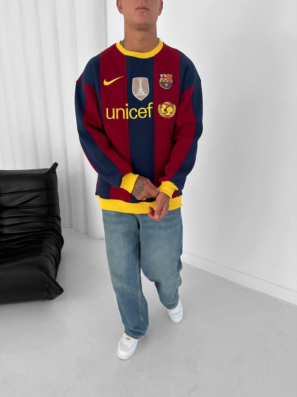 FC Barcelona 2009 "Sextuple" Retro Sweatshirt.