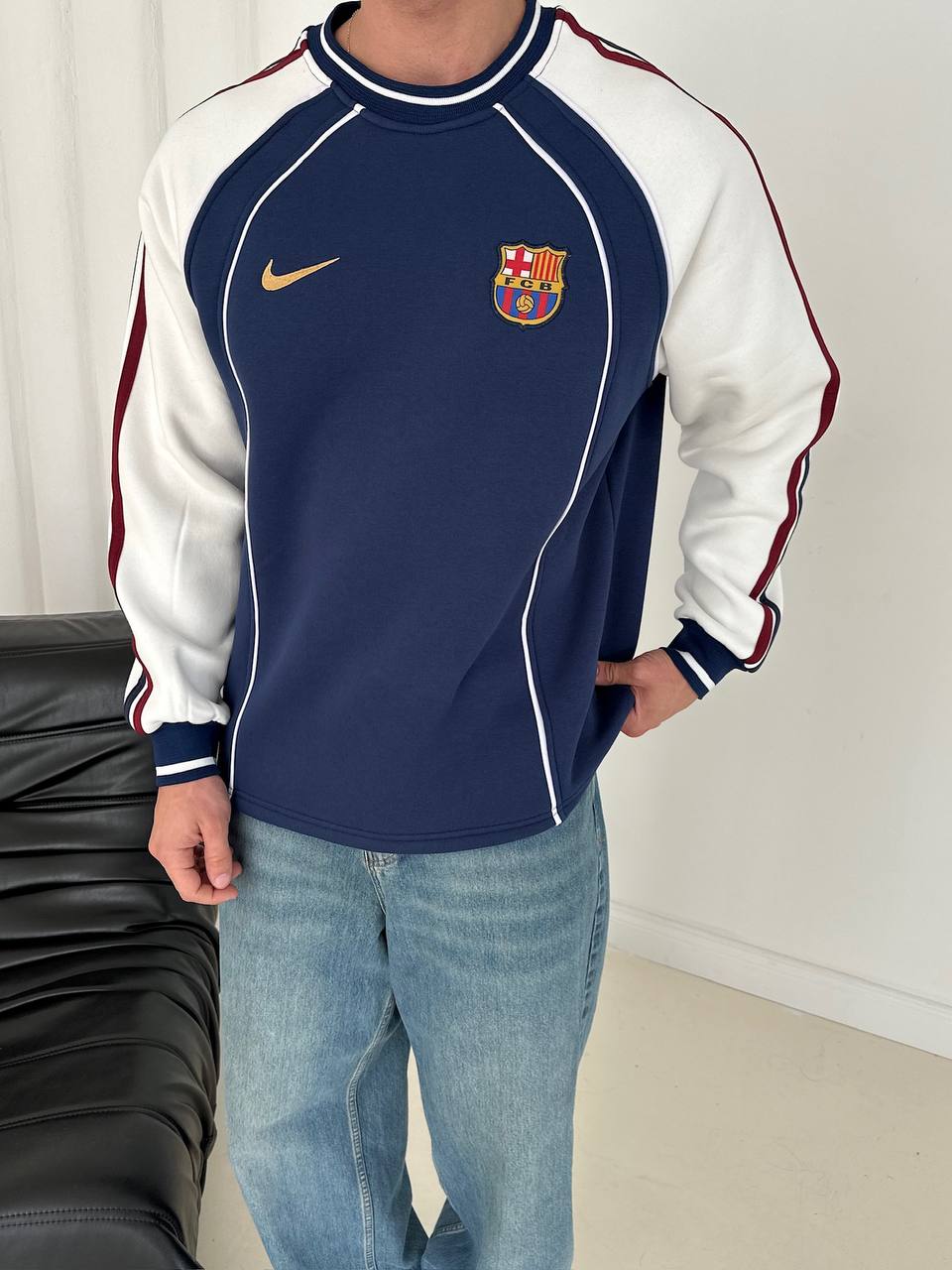 FC Barcelona Retro Piped Crewneck Sweatshirt