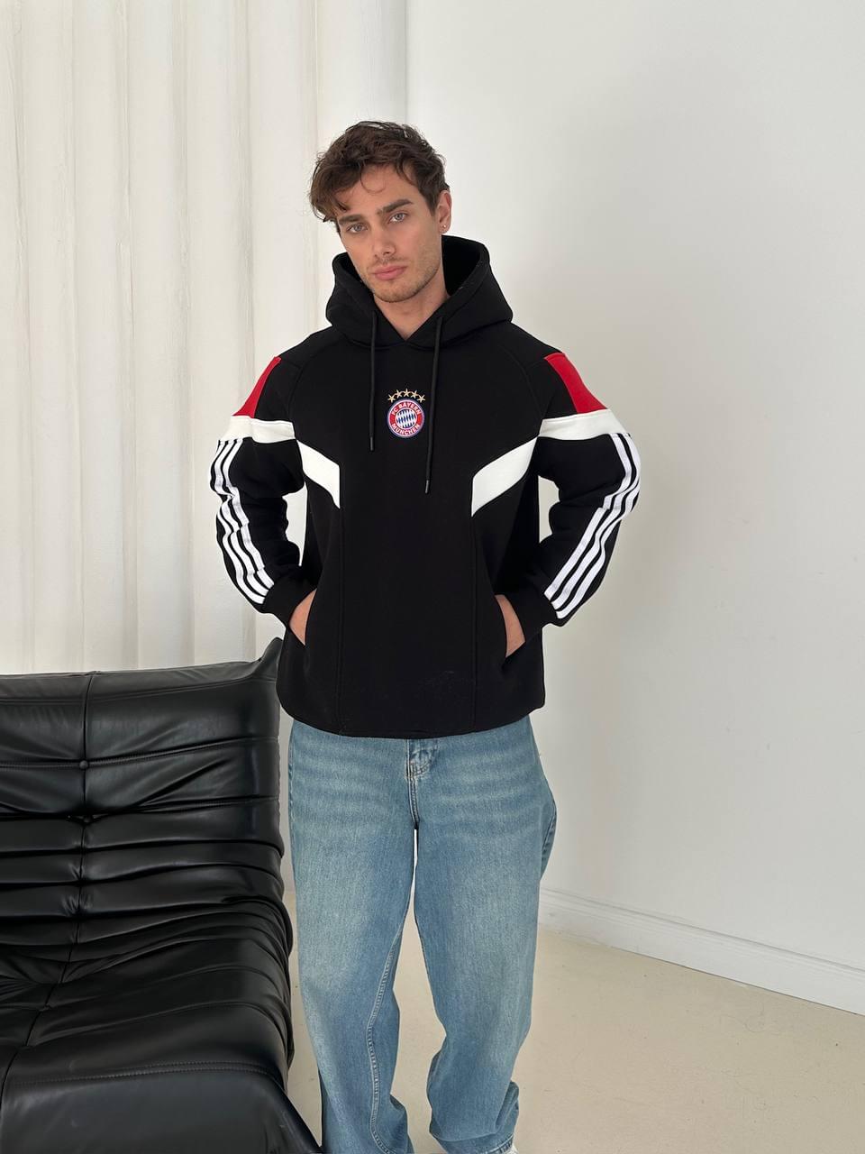 FC Bayern Munich Retro Panelled Hoodie.
