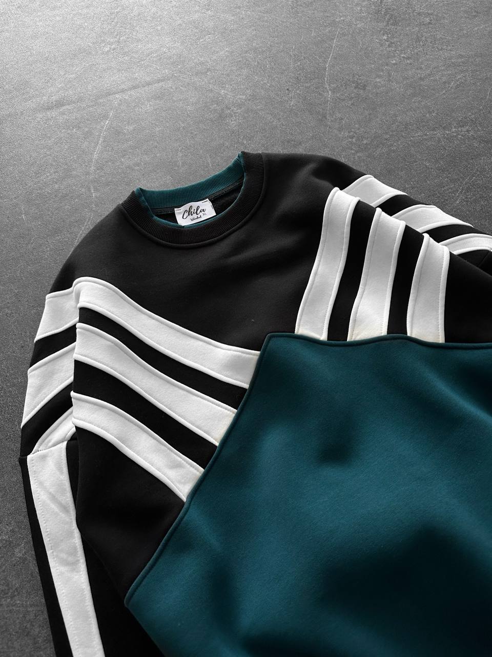 90s Color-Block Crewneck Sweatshirt