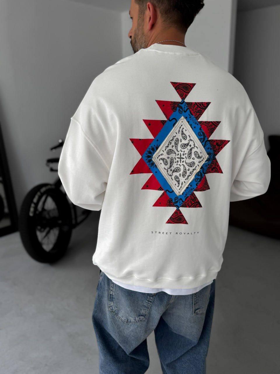 Street Royalty Oversize Sweatshirt.