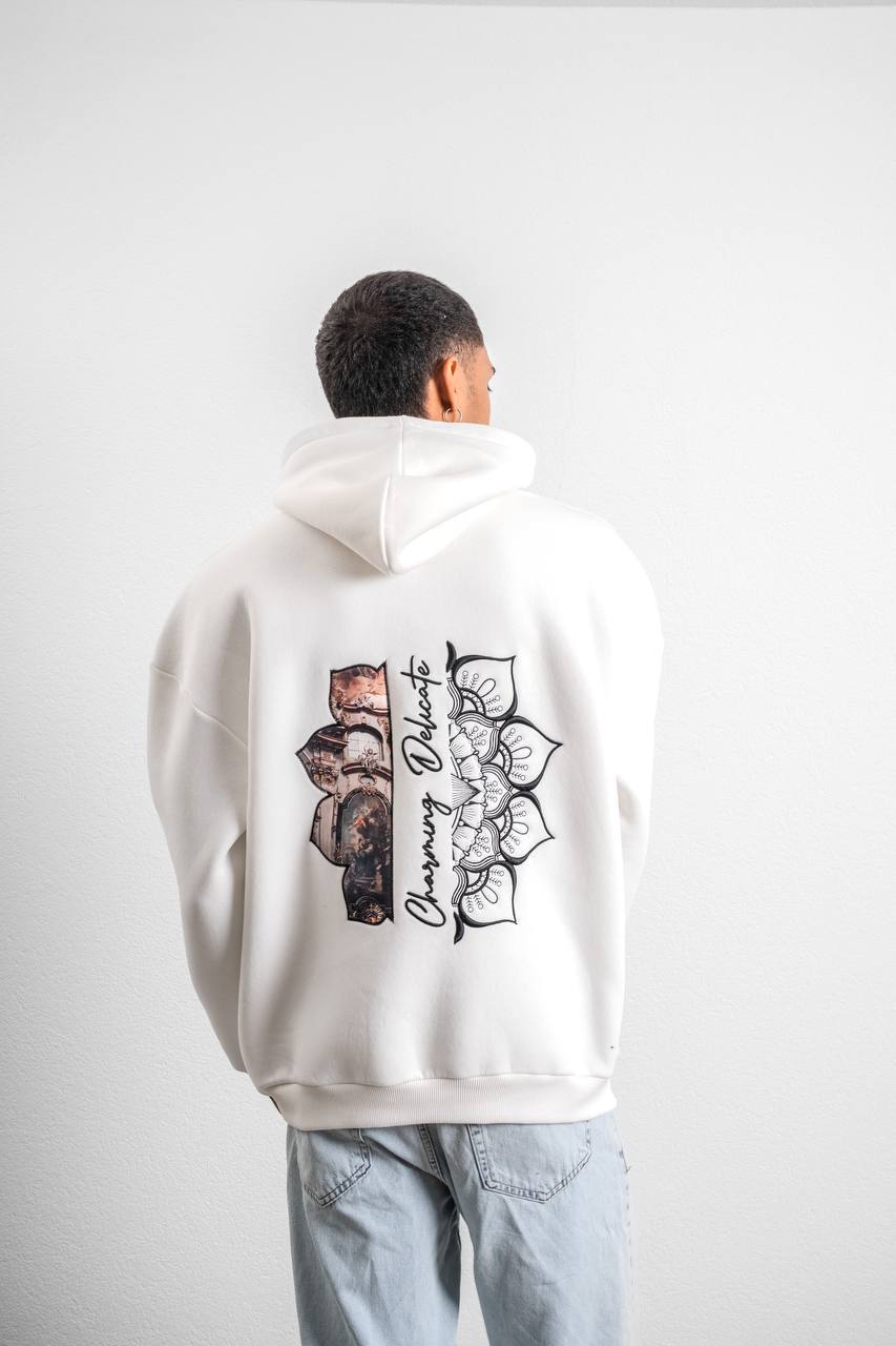 Street Style Oversize Hoodie – Unisex Hoodie with Artistic Baroque Print