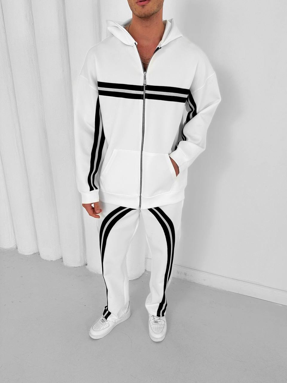 White structured stripe oversized tracksuit set with black details – Withinblack streetwear