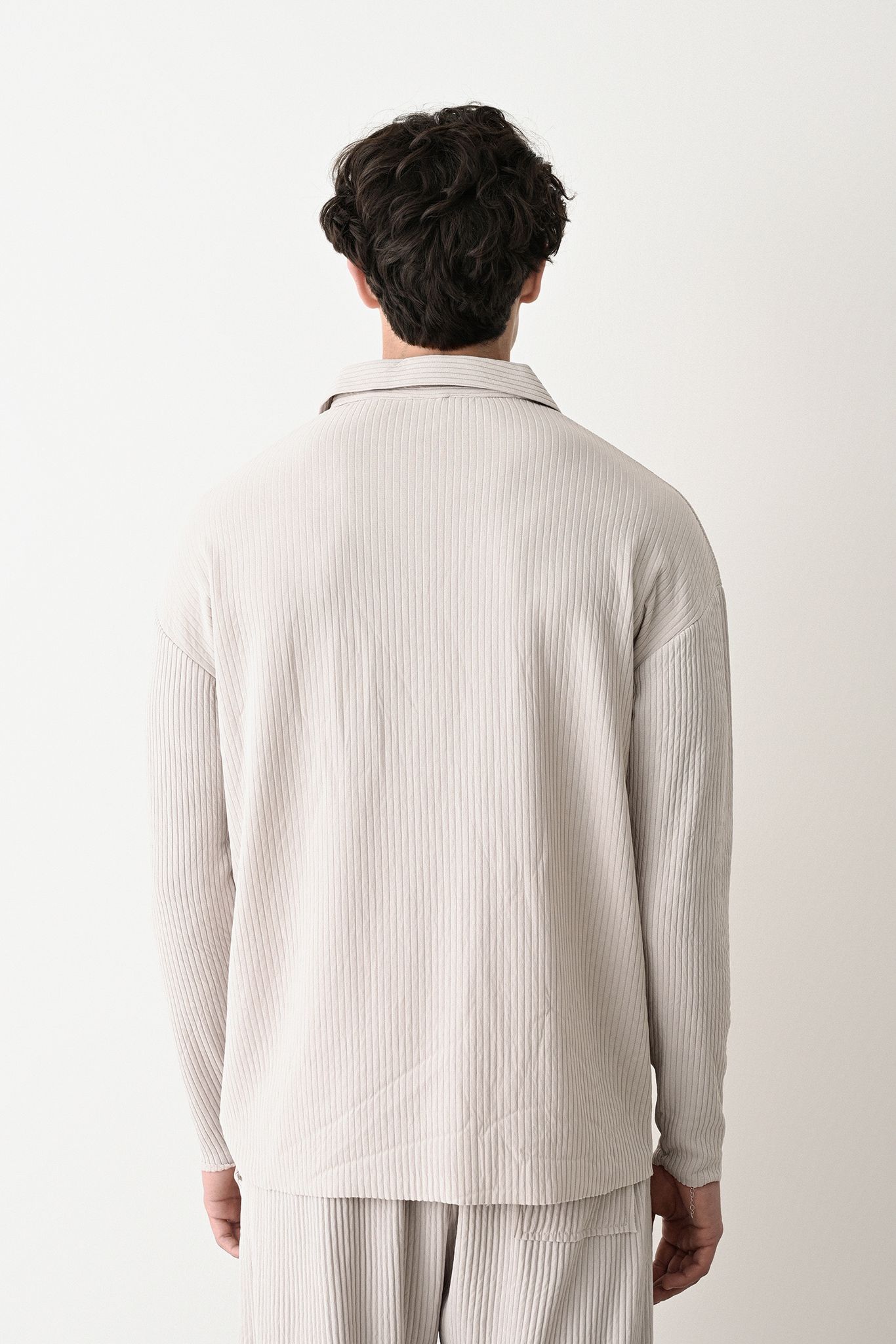 Collared Oversized Knitwear