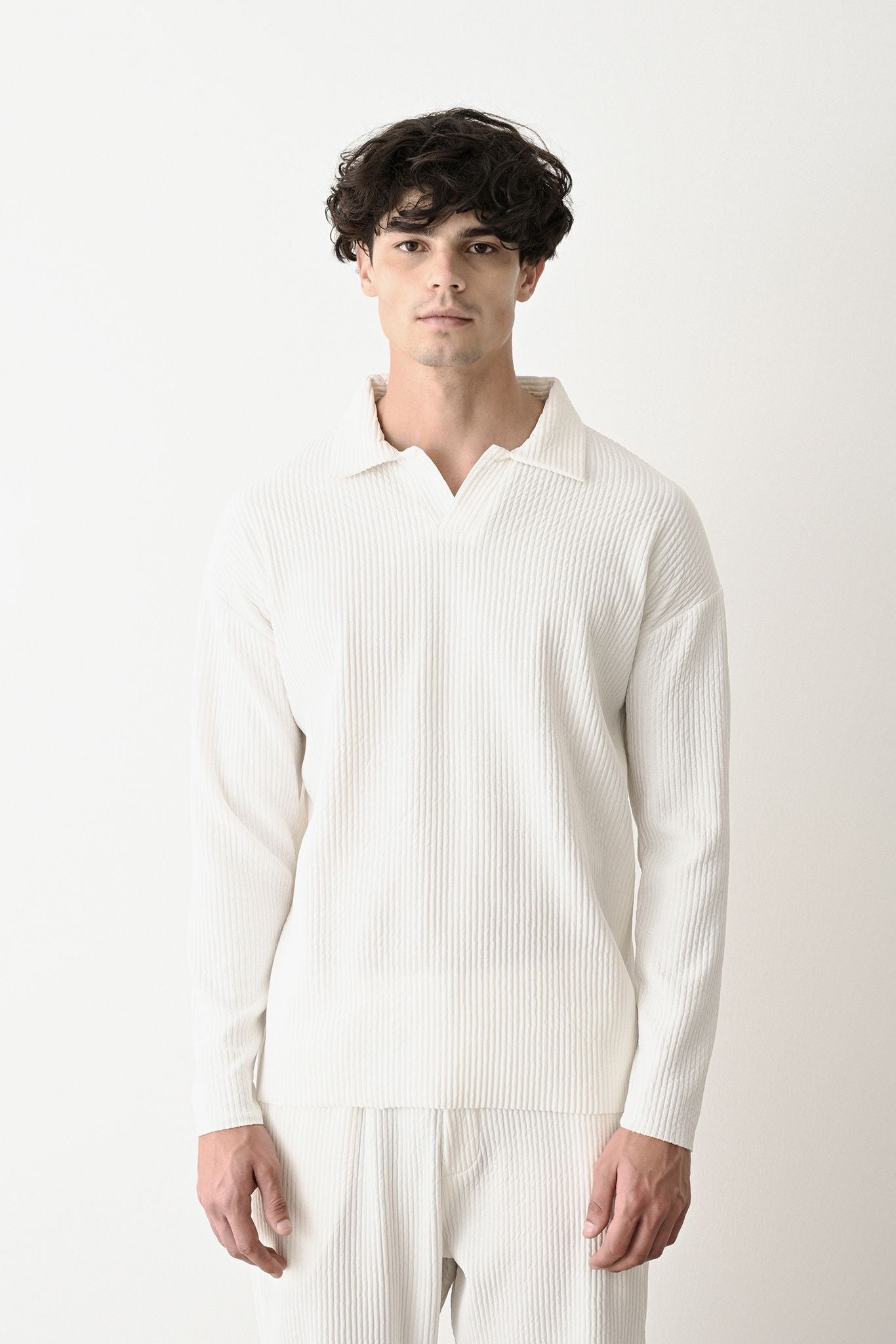 Collared Oversized Knitwear