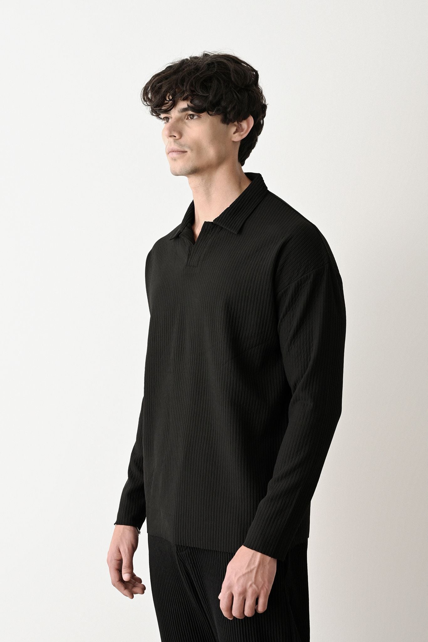 Collared Oversized Knitwear