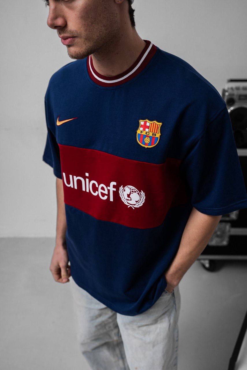 FC Barcelona UNICEFT-Shirt - Support Children's Rights - Charity Tee