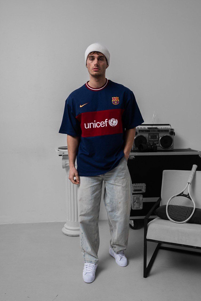 FC Barcelona UNICEFT-Shirt - Support Children's Rights - Charity Tee