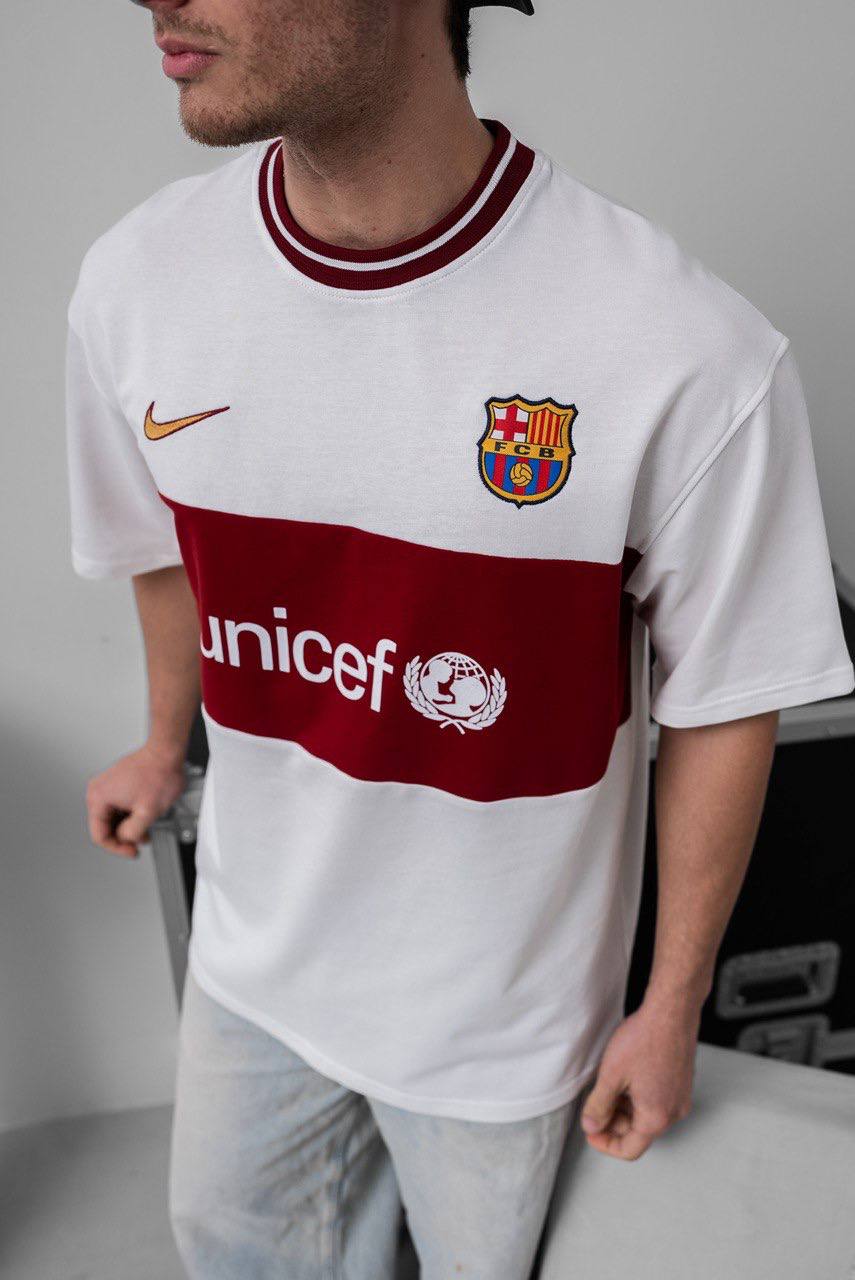 FC Barcelona UNICEFT-Shirt - Support Children's Rights - Charity Tee