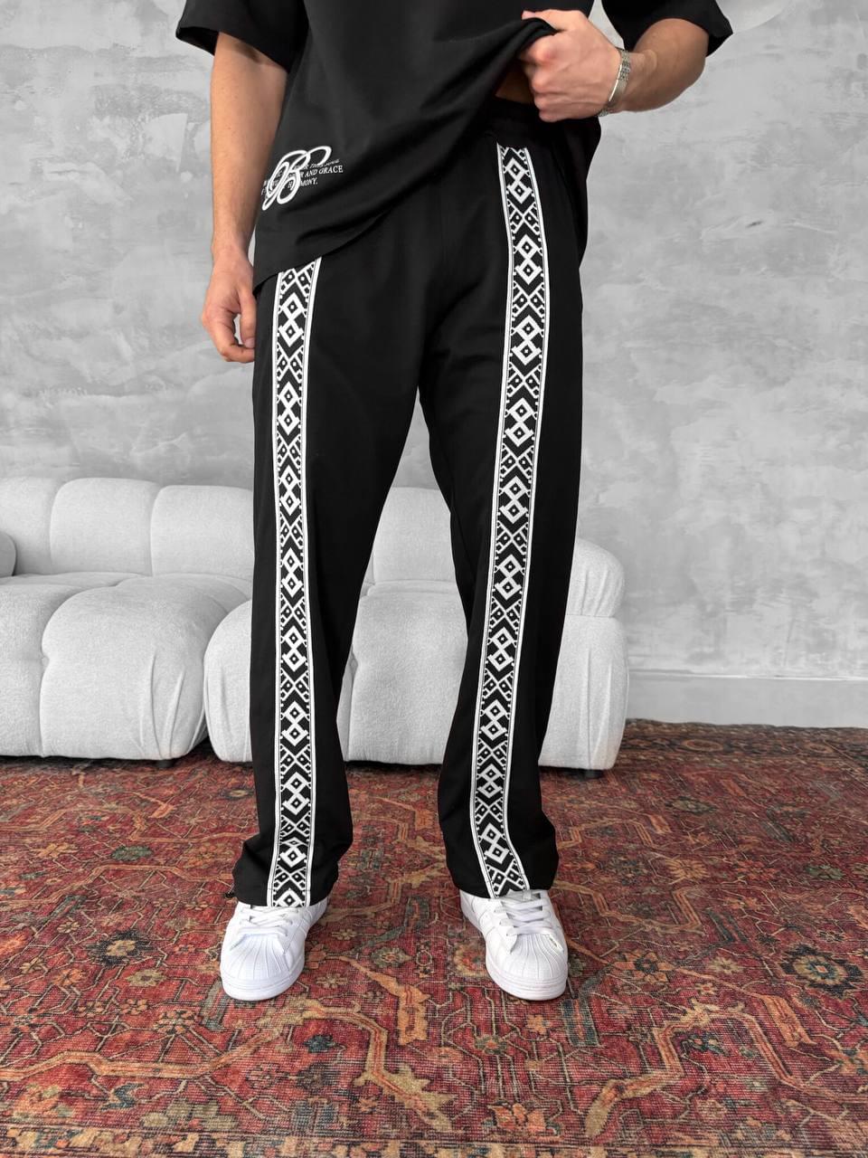 Unisex Cotton Joggers with Side Pattern / Black Streetwear Pants.