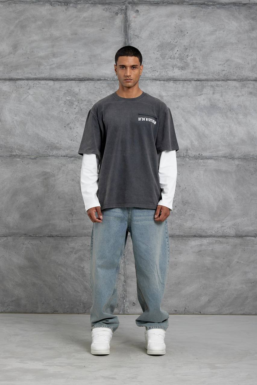 Unisex Layered Graphic T-Shirt – Distressed Boxy Long Sleeve