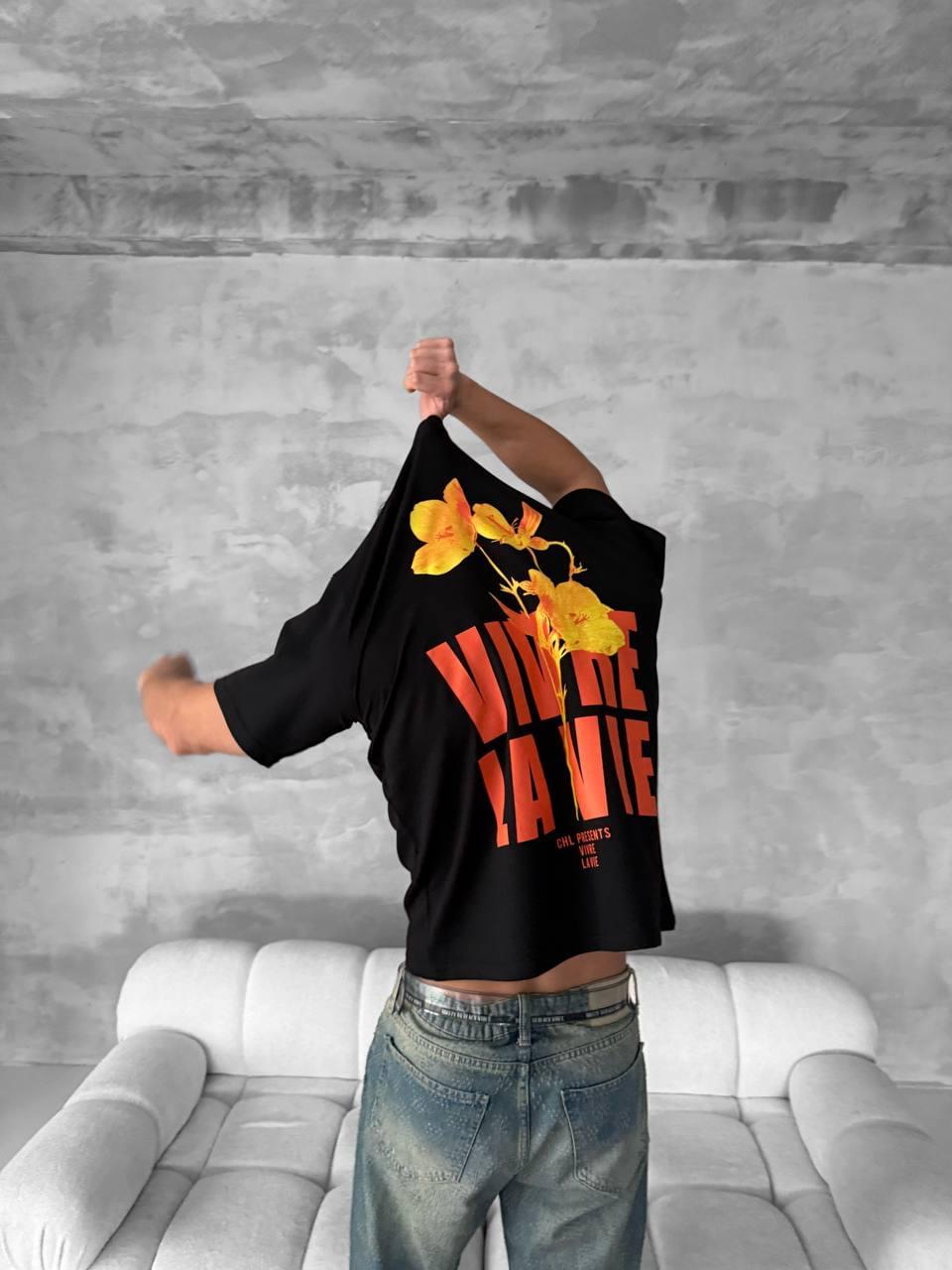 Vivre La Vie Floral Graphic Cotton Tee.
