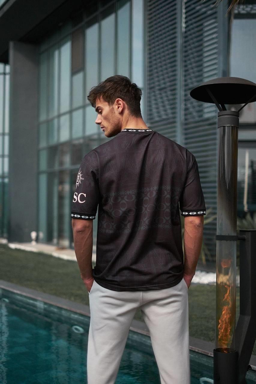 AC Milan Oversized T-shirt with Ribbed Detail.
