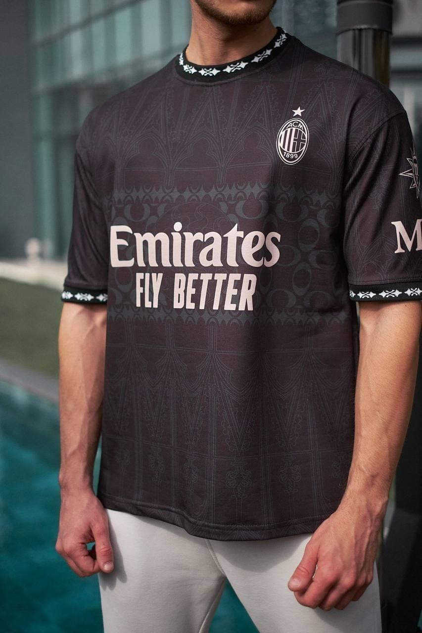 AC Milan Oversized T-shirt with Ribbed Detail.