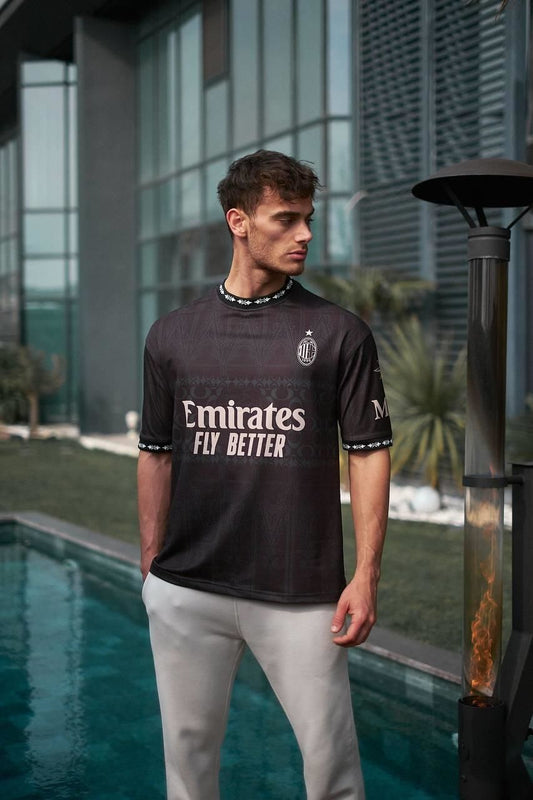 AC Milan Oversized T-shirt with Ribbed Detail