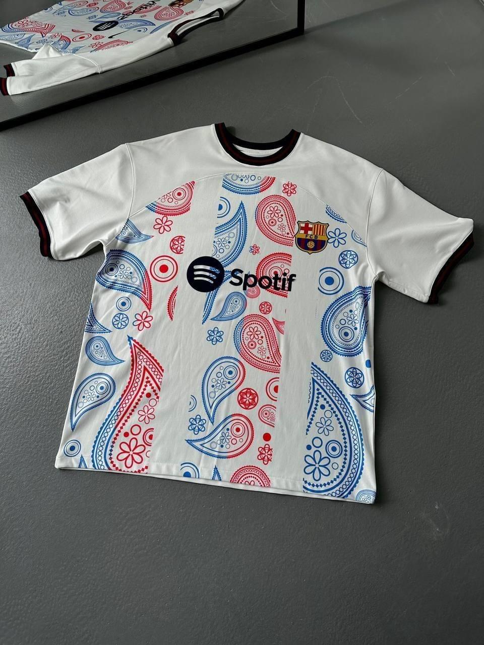 Barcelona Logo Oversized T-Shirt.