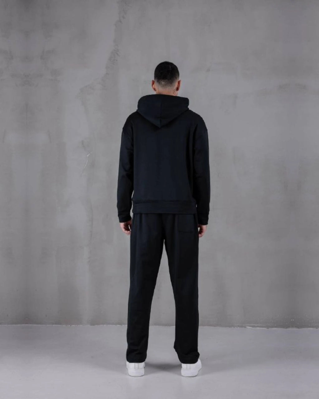 Brushed Baggy Jogger Pants in black, photo 2