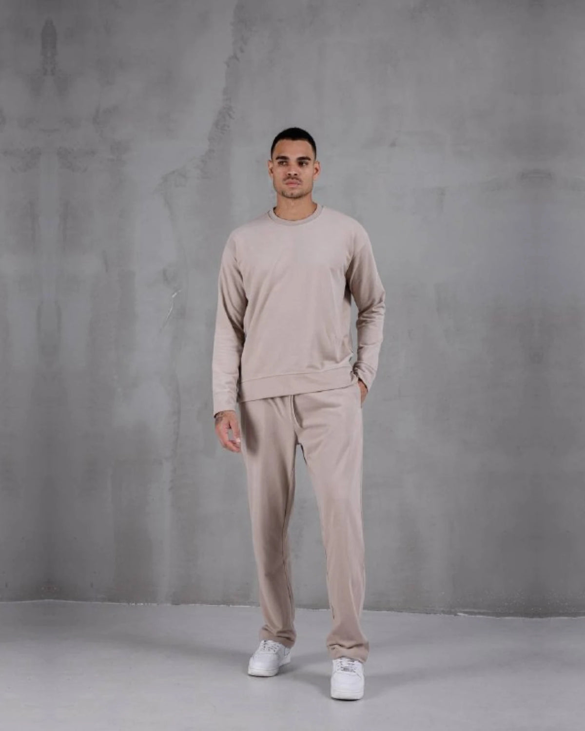 Brushed Diagonal Knit Baggy Jogger Pants in beige, photo 1