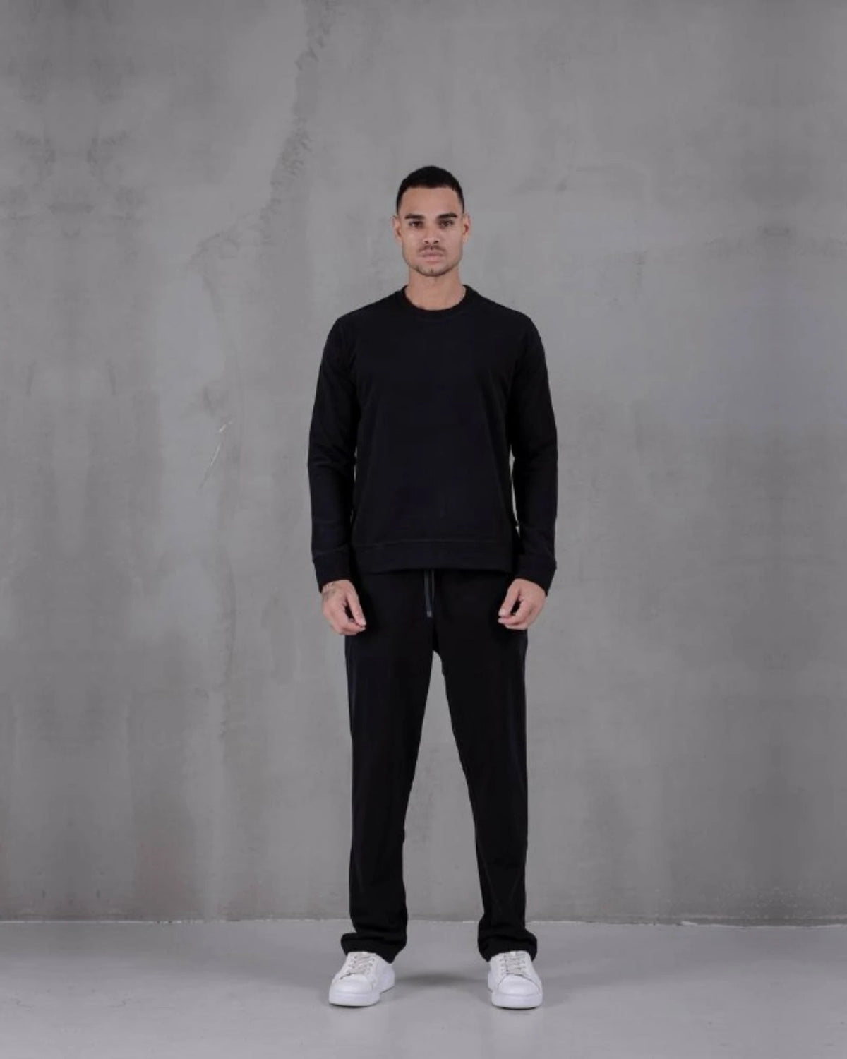Brushed Diagonal Knit Baggy Jogger Pants in black, photo 1