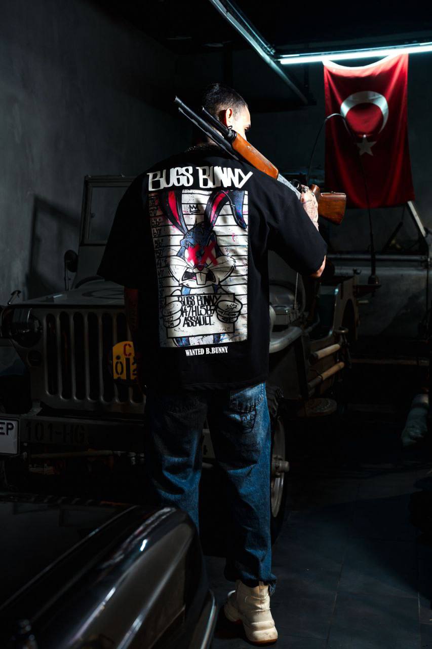 Men's Oversize 'Bugs Bunny' Graphic T-Shirt - Streetwear Looney Tunes Tee