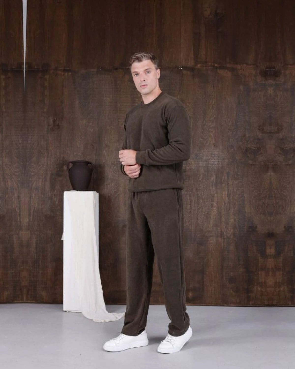 Chenille Interlock Relaxed Sweatshirt in khaki, photo 1