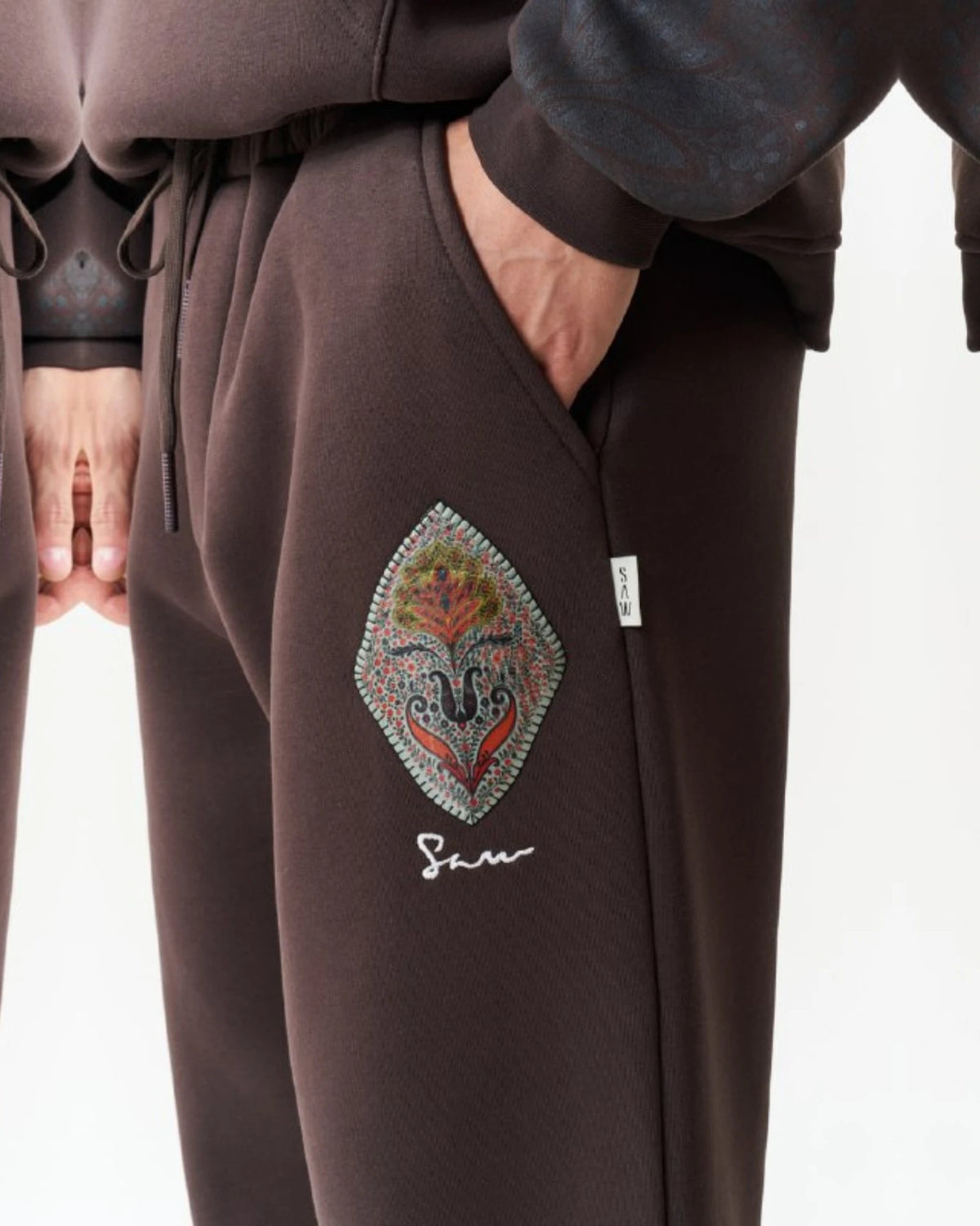 Diamond Ornament Patch Oversized Sweatpants in brown, photo 2