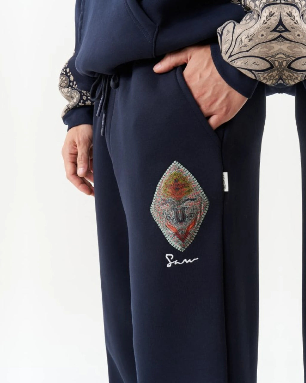 Diamond Ornament Patch Oversized Sweatpants in navy, photo 2