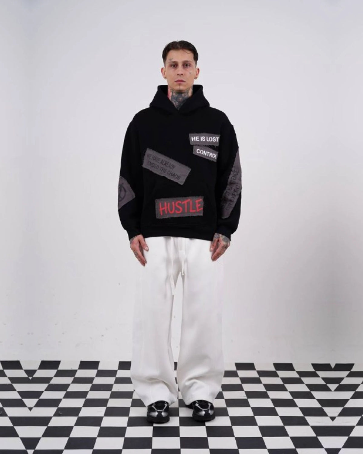 Ended the Chaos oversized patchwork slogan hoodie in black, photo 4