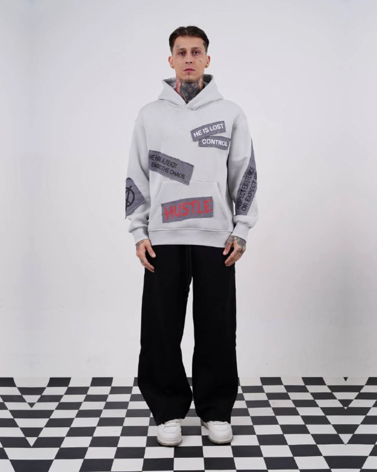 Ended the Chaos oversized patchwork slogan hoodie in light gray, photo 4