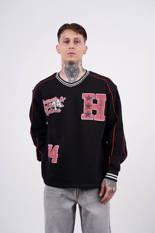 Hysteria 74 Varsity Oversized Sweatshirt in Black - front view