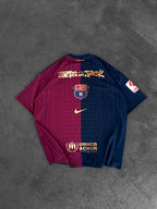 Iconic Fusion Two-Tone Athletic Tee – Oversized Streetwear with Team-Inspired Style