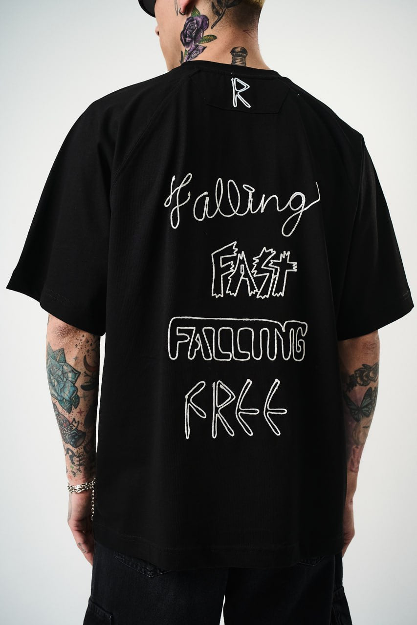 Men's Oversize 'FAST / FALLING FREE' Graphic T-Shirt - Streetwear Embroidered Tee