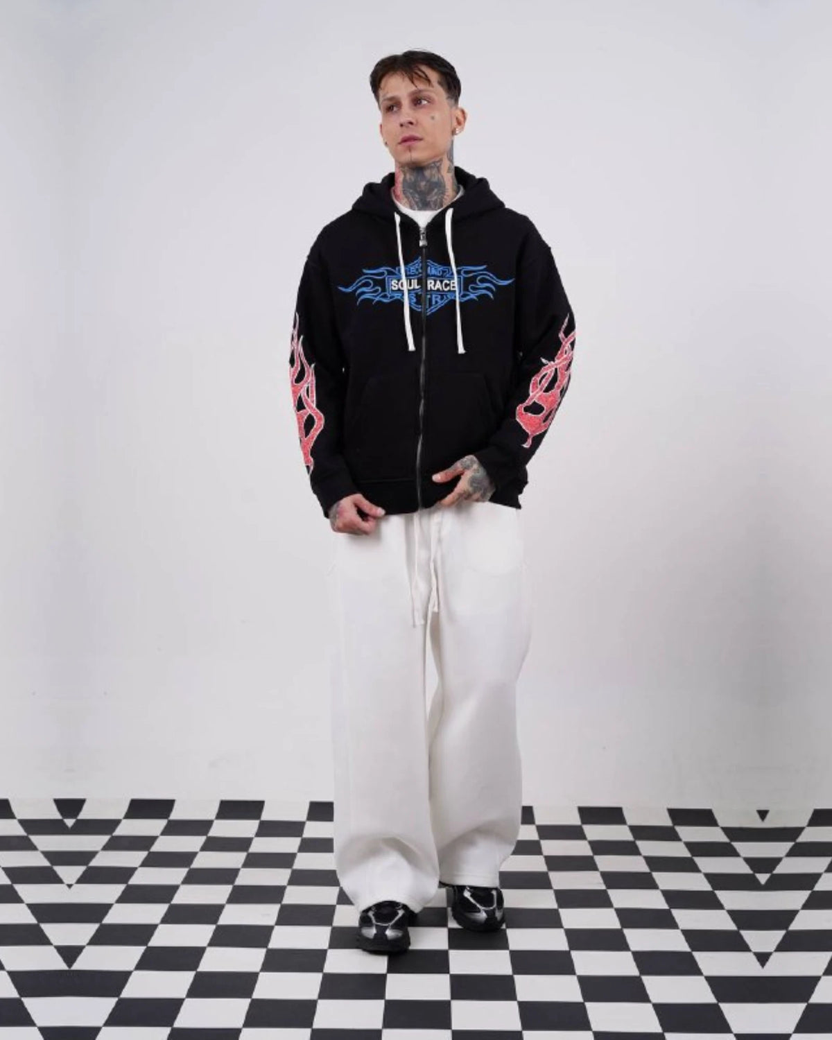 Flame sleeve oversized zip-up hoodie in black, photo 5