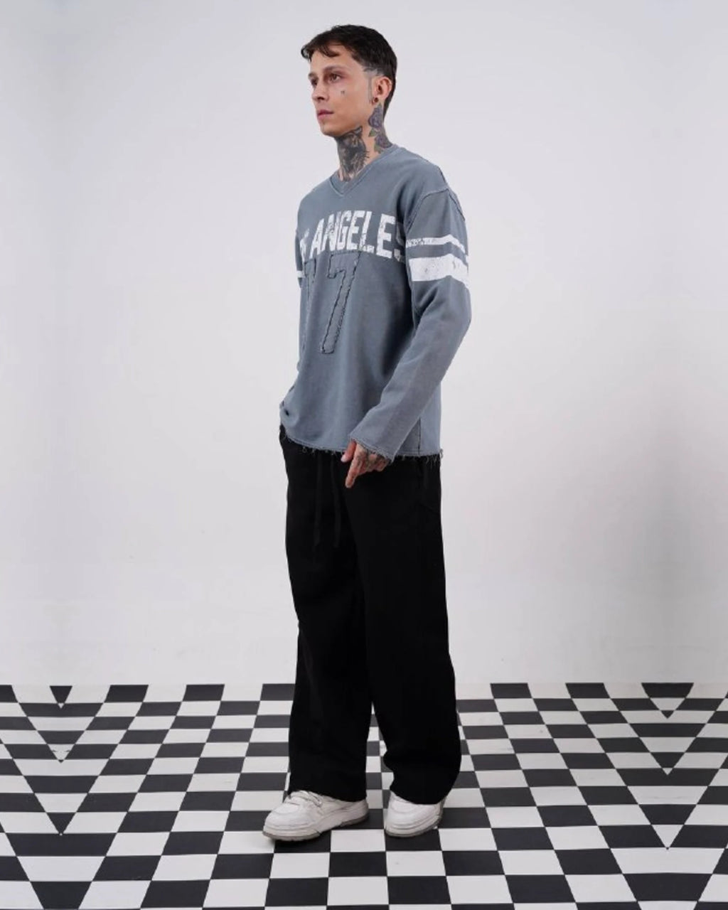 Los Angeles 17 oversized vintage football jersey sweatshirt in slate gray, full-length front view, hands in pockets