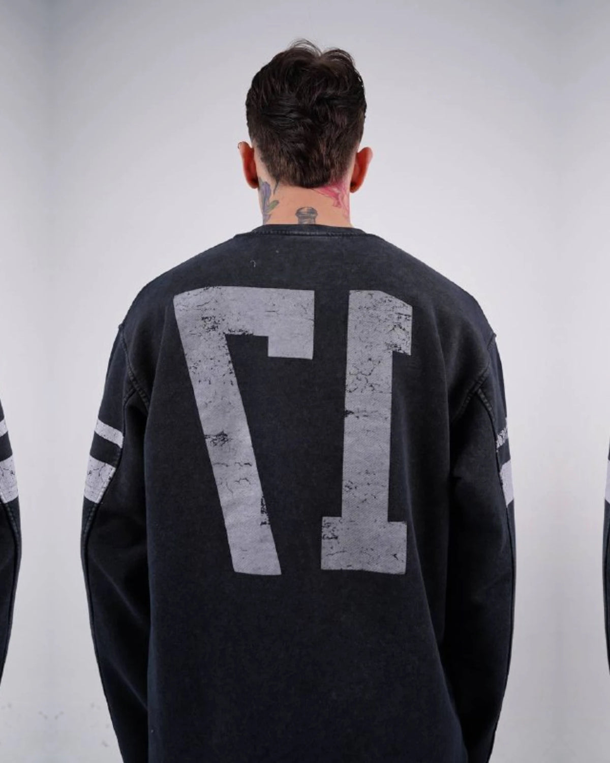 Los Angeles 17 oversized vintage football jersey sweatshirt in washed black, back number print close-up