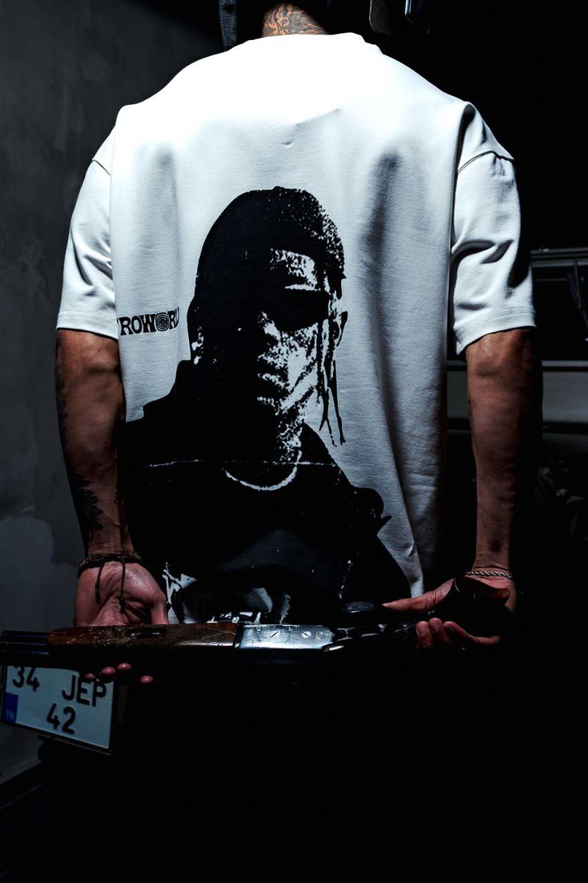 Men's Oversize Graphic T-Shirt - Streetwear Portrait Tee