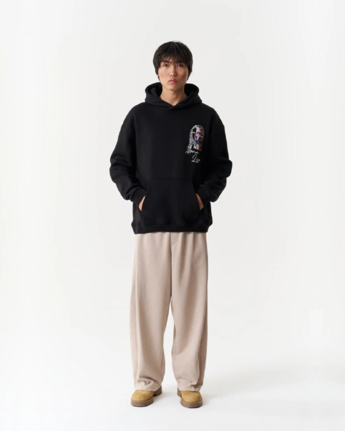 Mona Lisa Collage Art Oversized Hoodie in black, photo 1