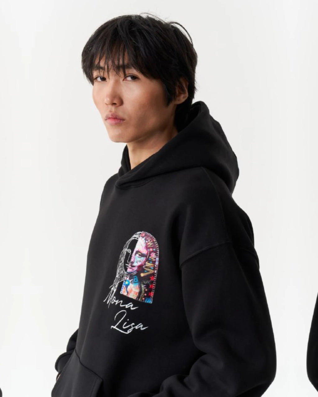 Mona Lisa Collage Art Oversized Hoodie in black, photo 2