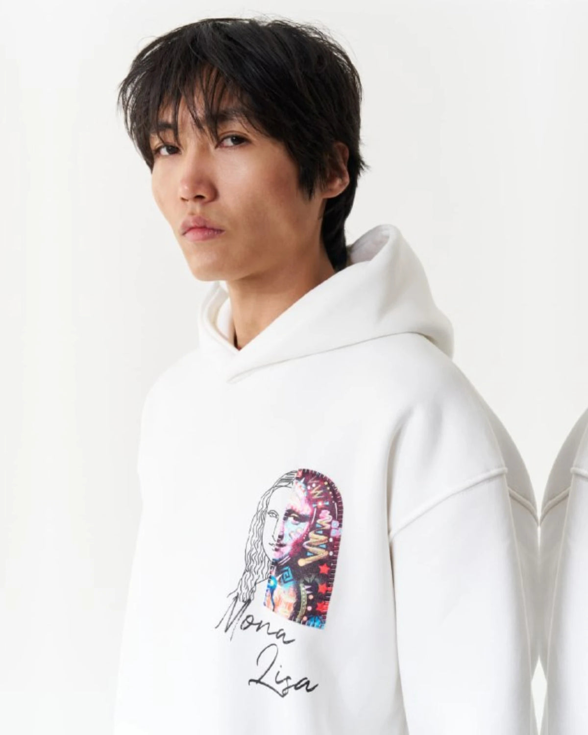 Mona Lisa Collage Art Oversized Hoodie in white, photo 2