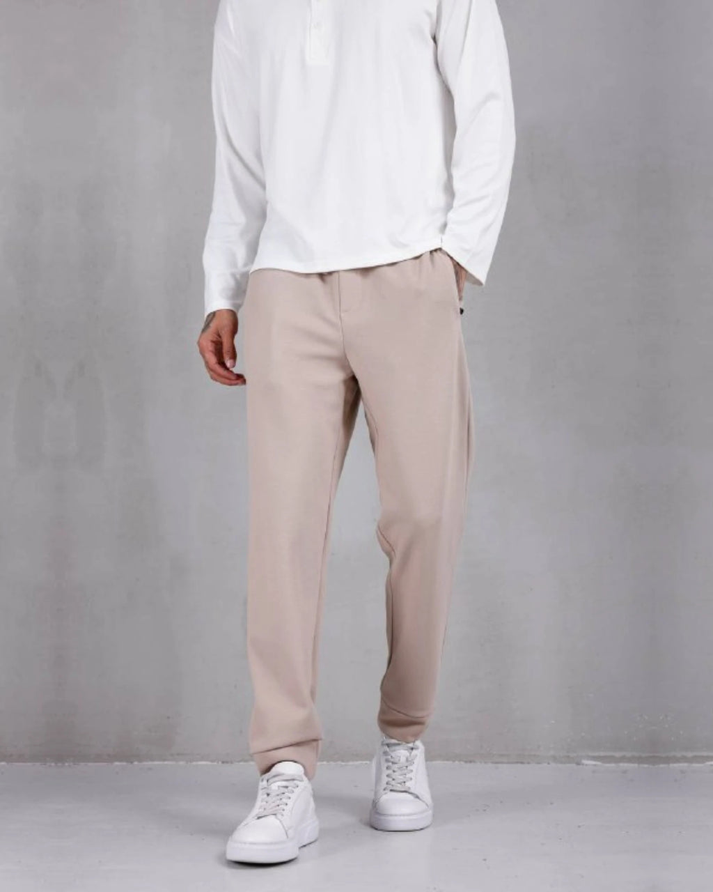 Nova Piqué Jogger Pants in beige, photo 1