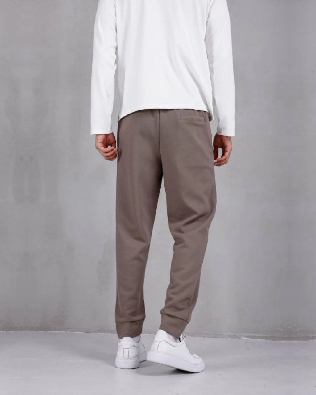 Nova Piqué Jogger Pants in mink, photo 2